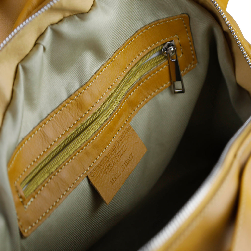Fiorella — Bolso de cuero italiano con volantes